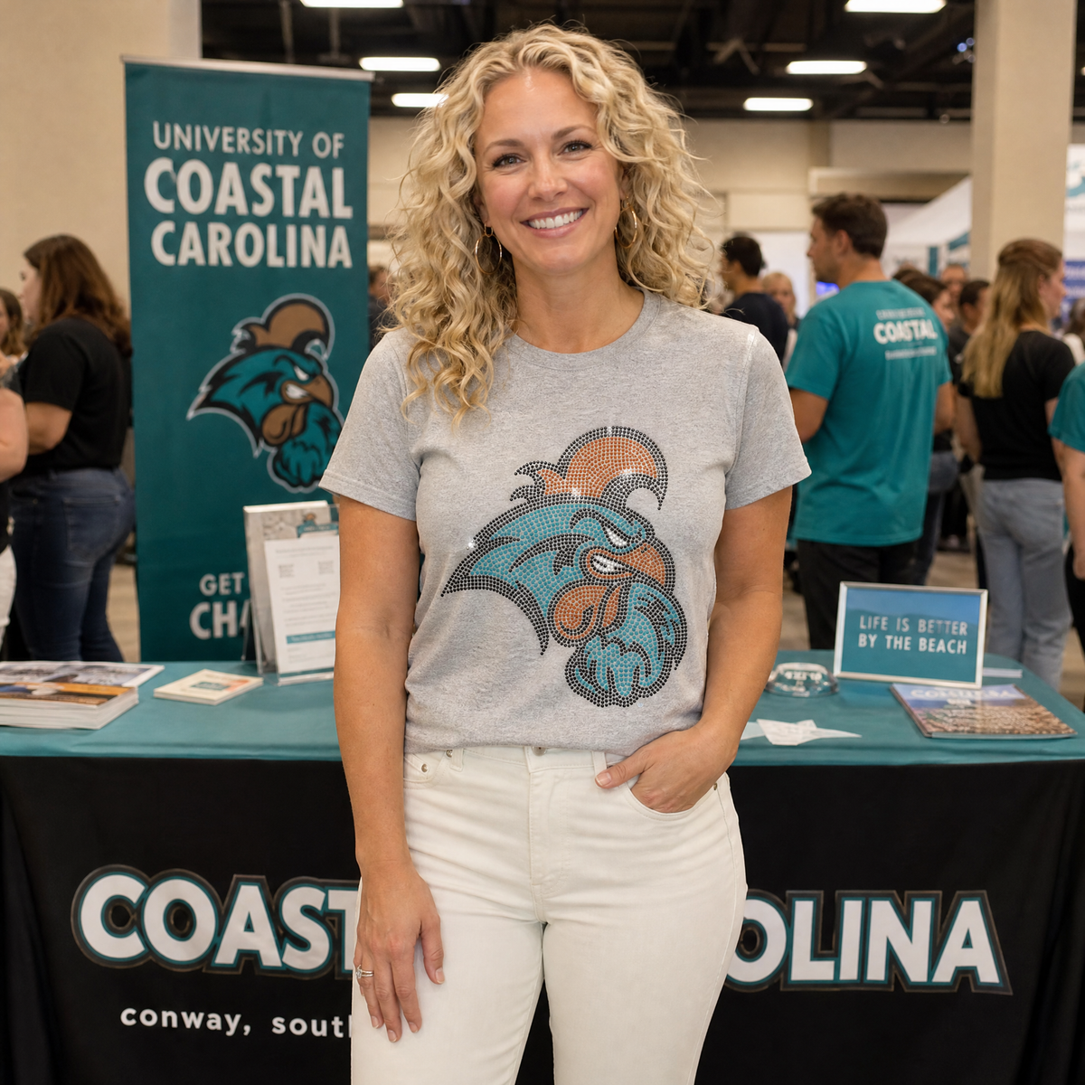 Coastal Carolina Chanticleer Head Gray Crewneck T-shirt