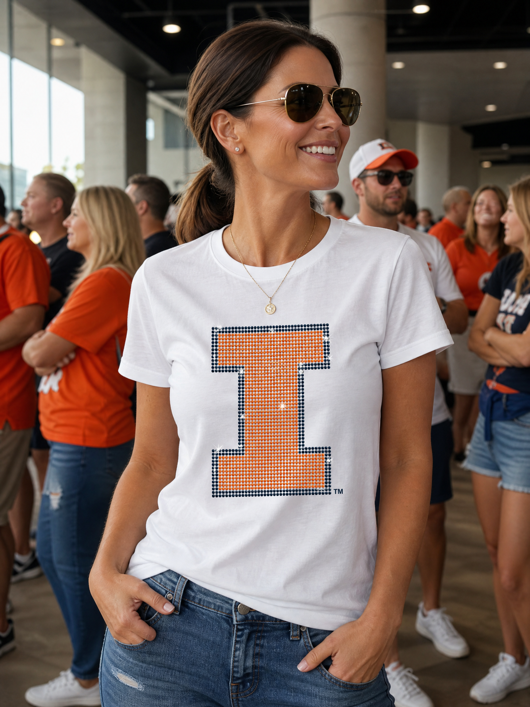 University of Illinois I White Crewneck Short Sleeve T-Shirt