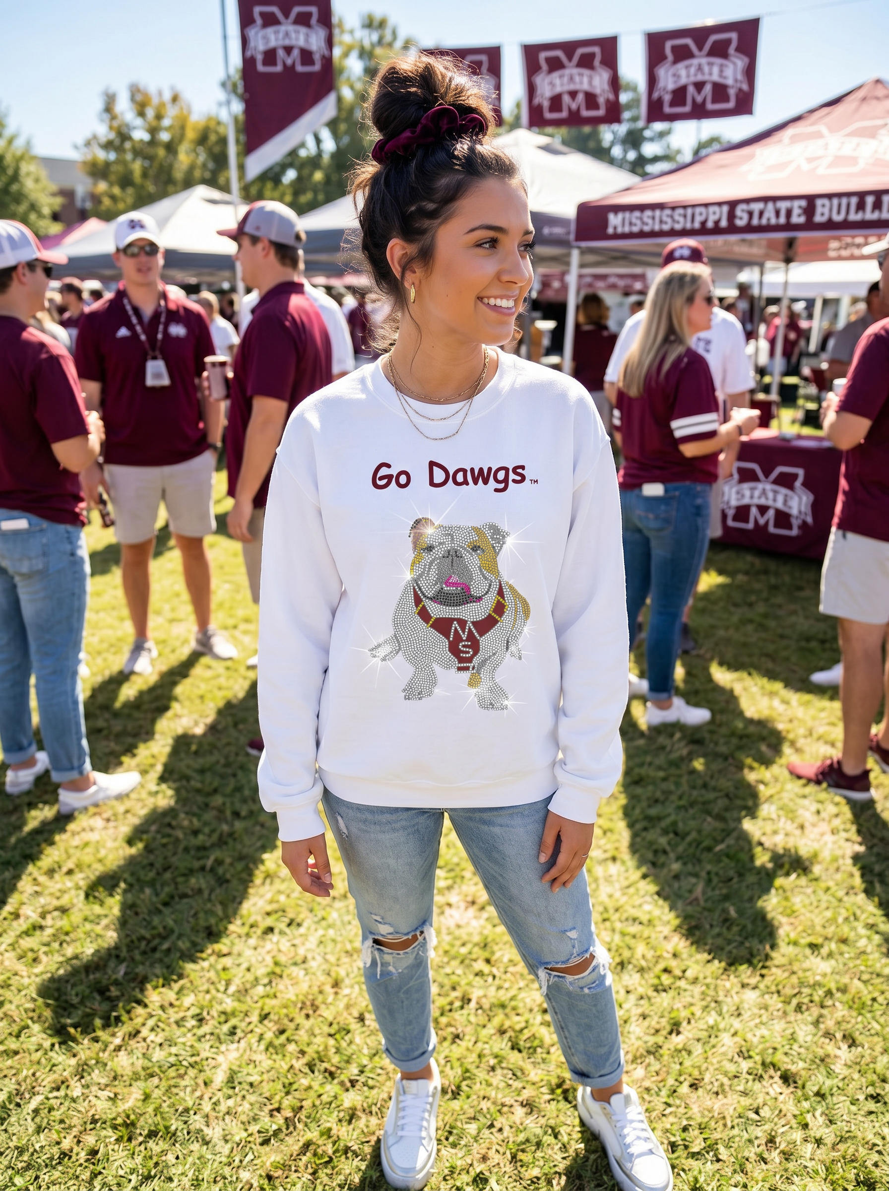 Mississippi State Go Dawgs White Crewneck Sweatshirt