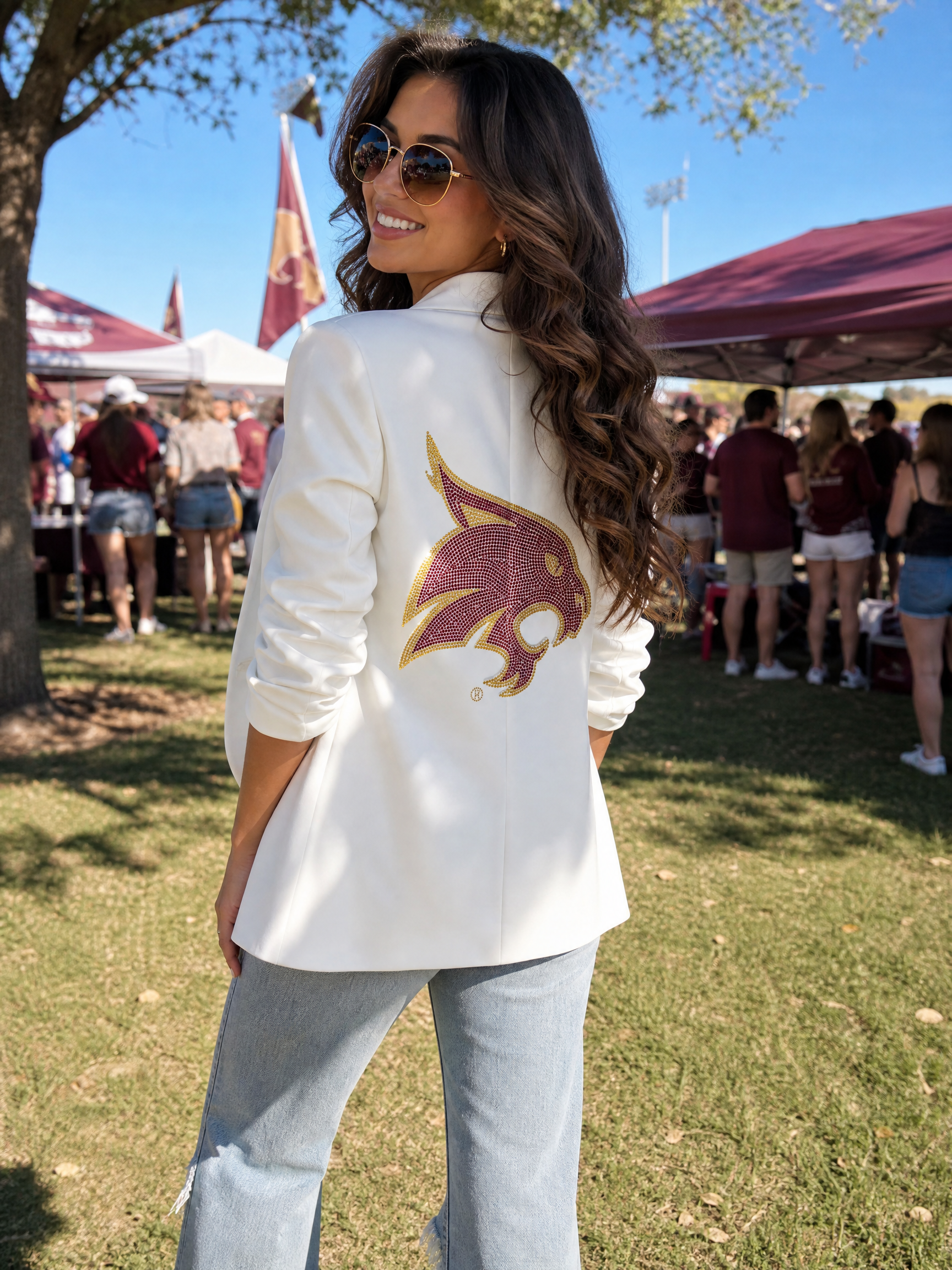 Put_this_white_ruched_sleeve_b_GPT_Image_2_49645.png